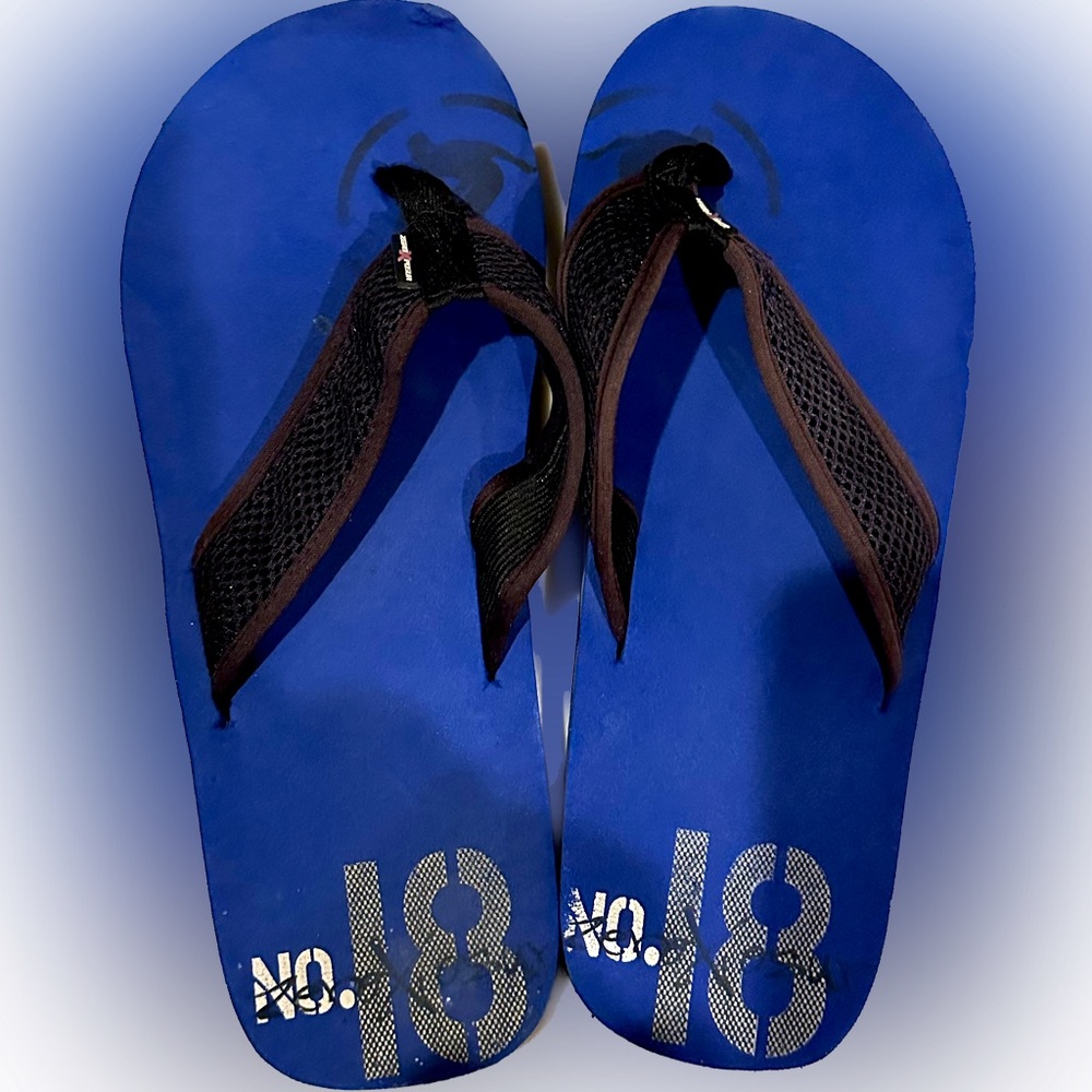 ZEROXPOSUR Men’s BLUE BLACK FLIP Flops, SZ11/12 Soft Toe Post Swim BEACH SHOWER